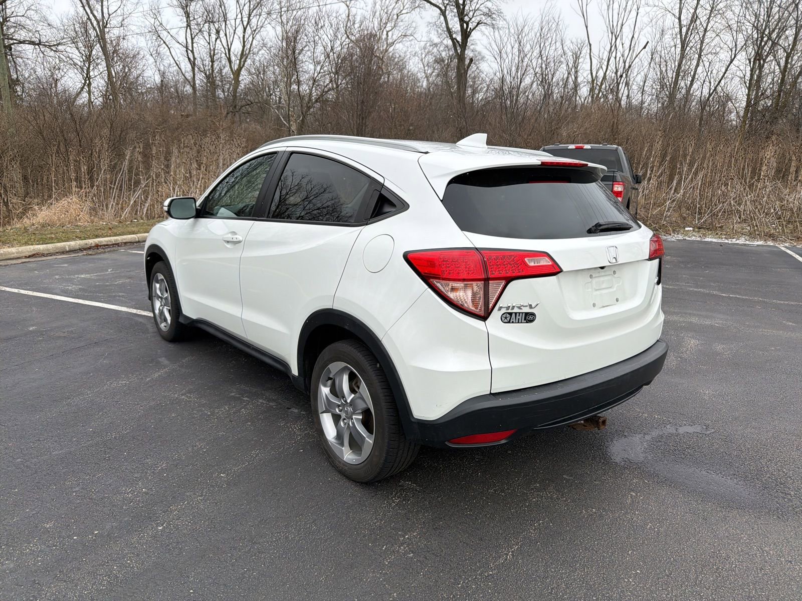 Used 2017 Honda HR-V EX-L image 4
