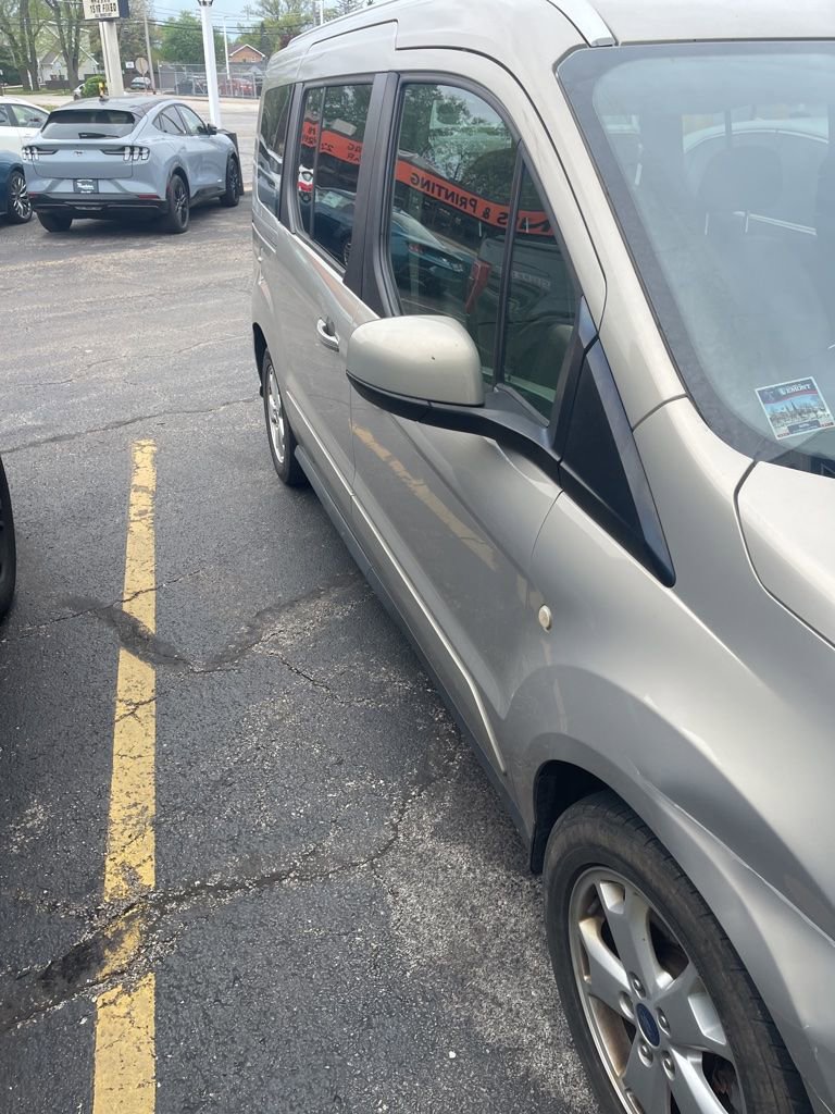 Used 2016 Ford Transit Connect Titanium FWD image 3