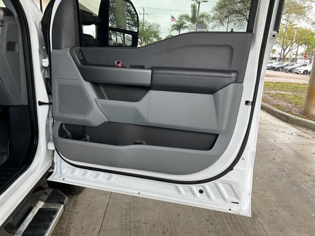 Used 2025 Ford F250 XLT image 28