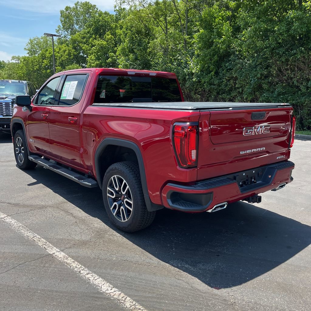Used 2025 GMC Sierra 1500 AT4 w/ AT4 Premium Package AWD/4WD image 8