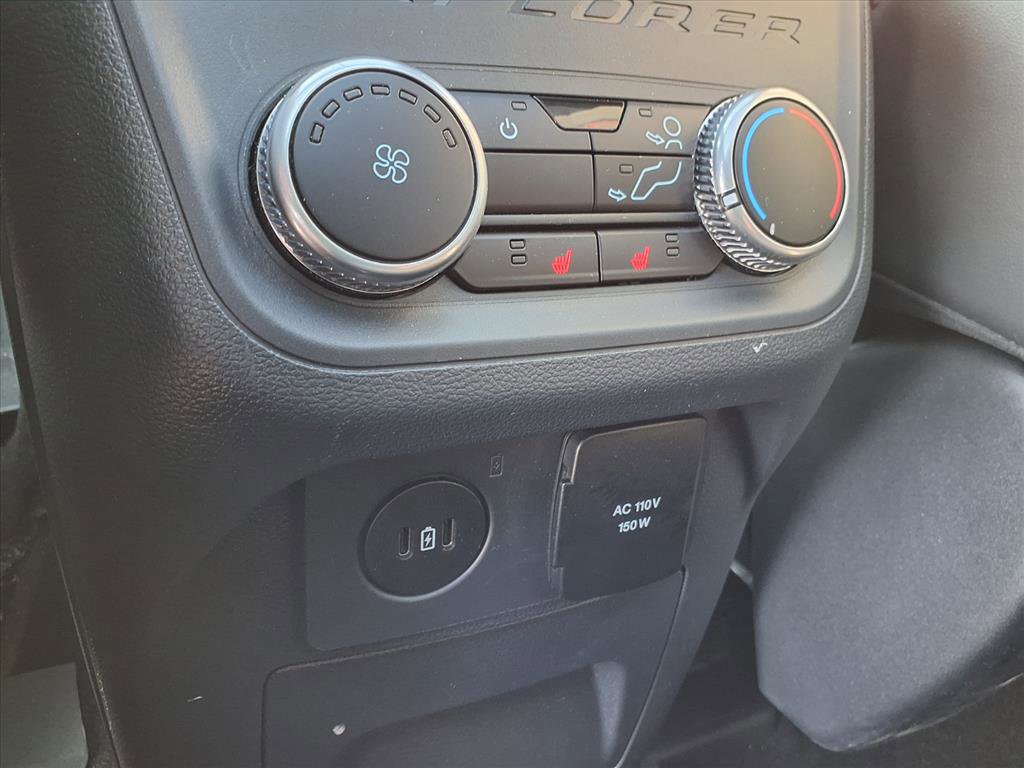 Used 2025 Ford Explorer ST image 26