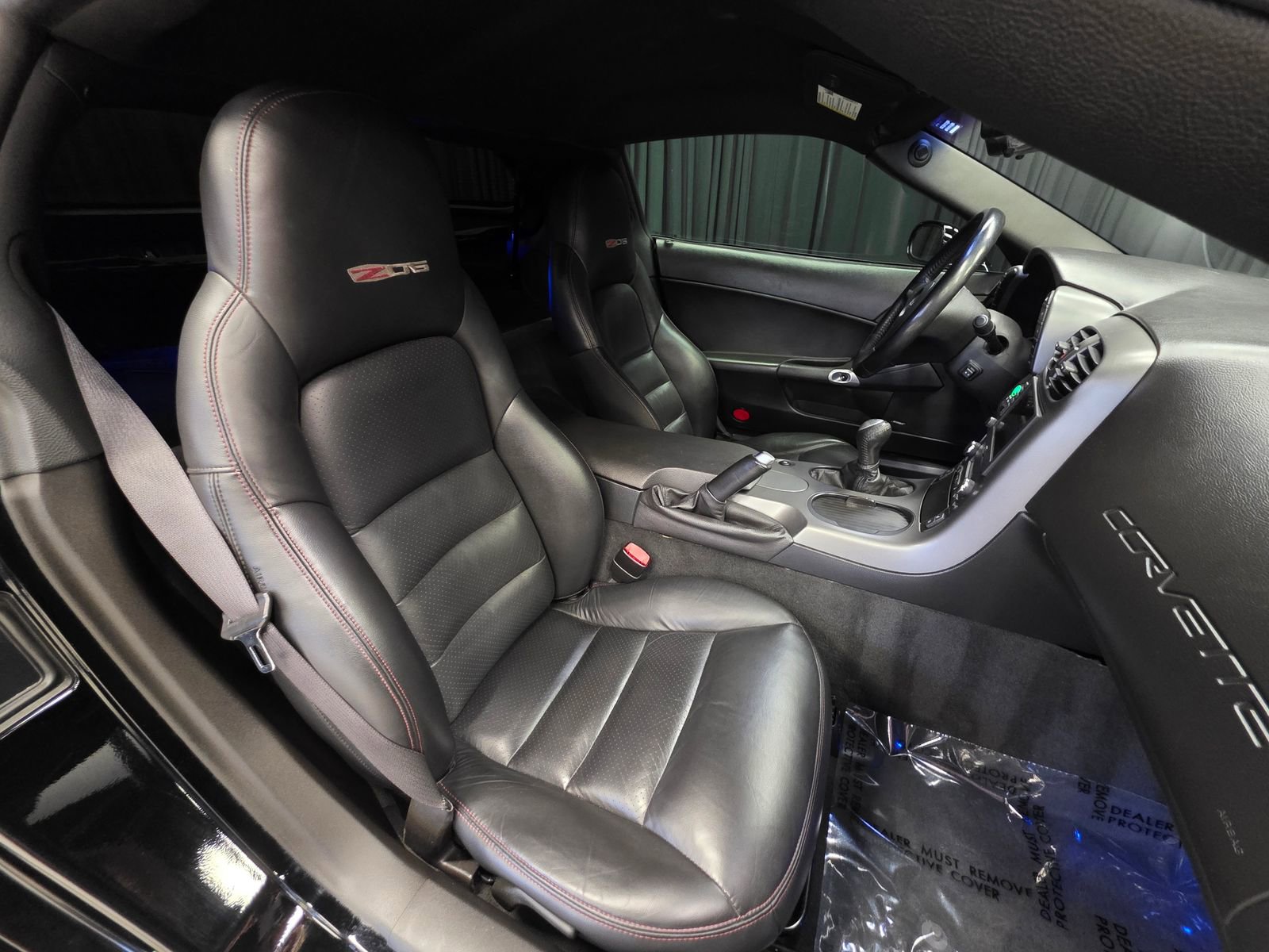 Used 2007 Chevrolet Corvette Z06 w/ Preferred Equipment Group RWD image 31
