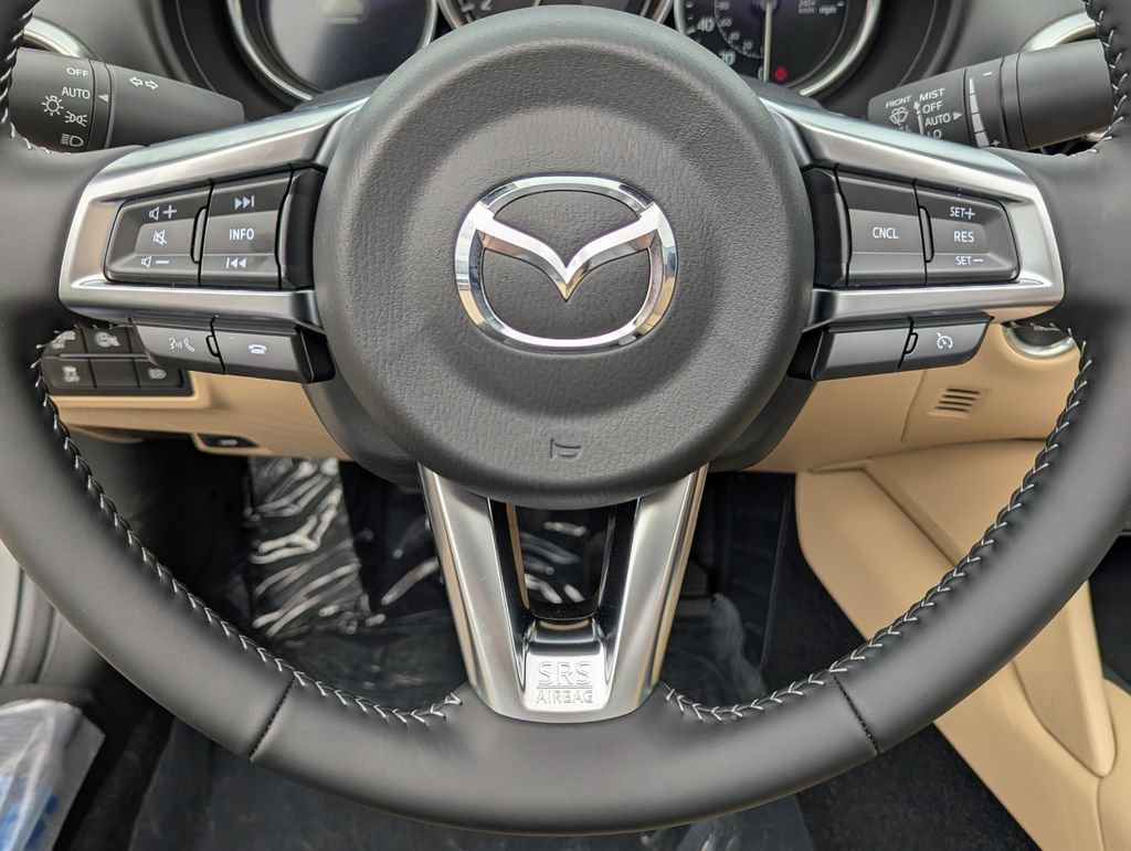 New 2026 MAZDA MX-5 Miata RF Grand Touring RWD image 11