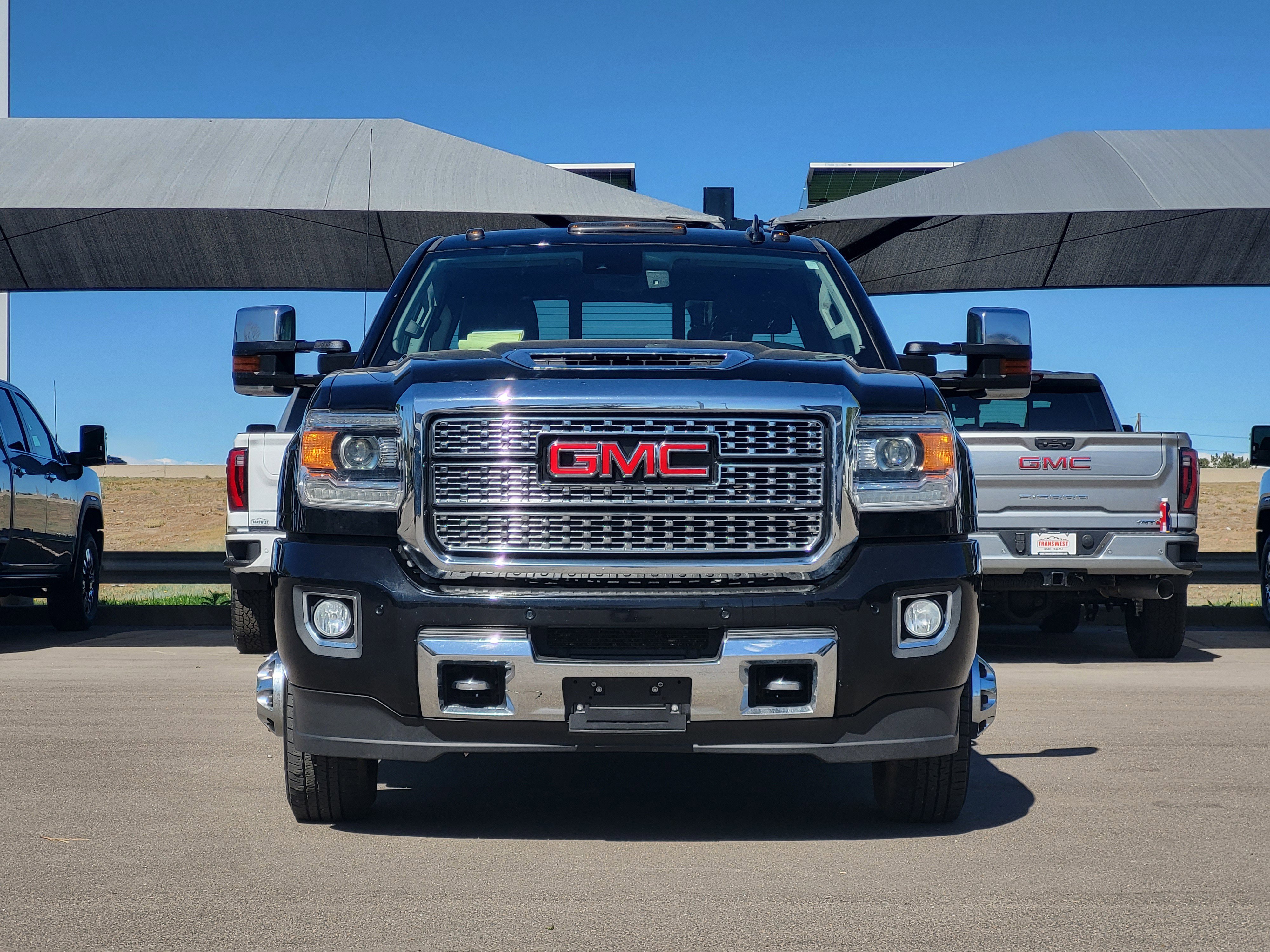 Used 2019 GMC Sierra 3500 Denali w/ Duramax Plus Package image 2