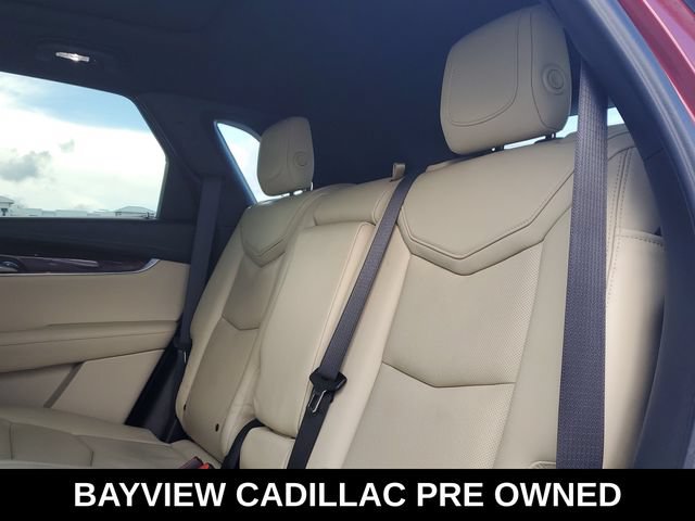 Used 2018 Cadillac XT5 Luxury w/ Driver Awareness Package FWD image 14