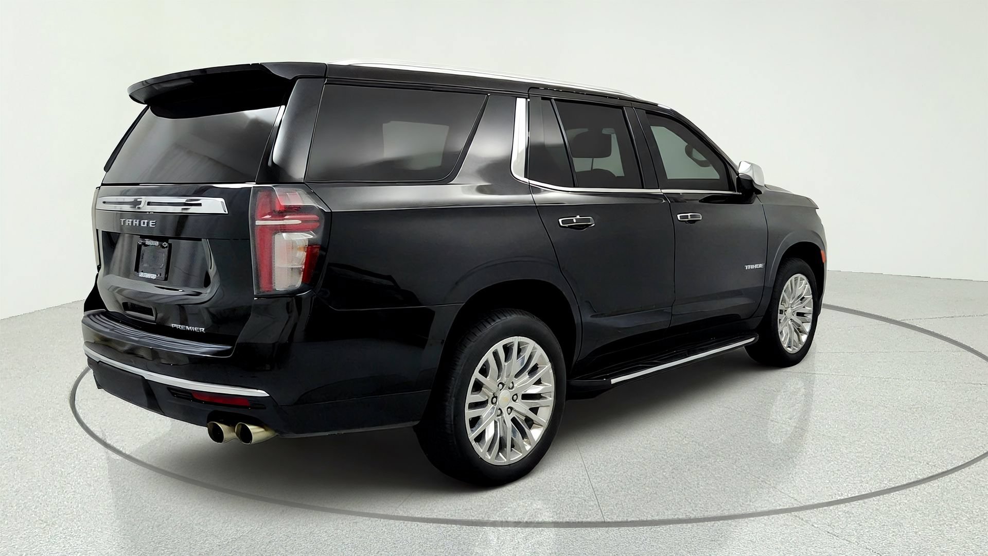Certified 2023 Chevrolet Tahoe Premier AWD/4WD image 5