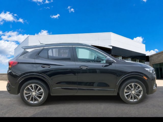 Certified 2023 Buick Encore GX Select w/ Sport Touring Package AWD/4WD image 9