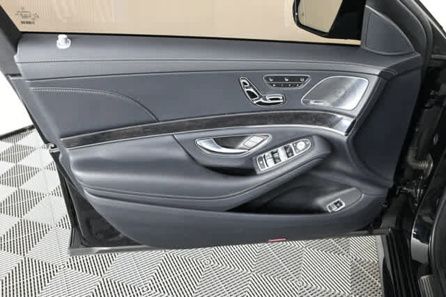 Used 2020 Mercedes-Benz S 450 Sedan image 20