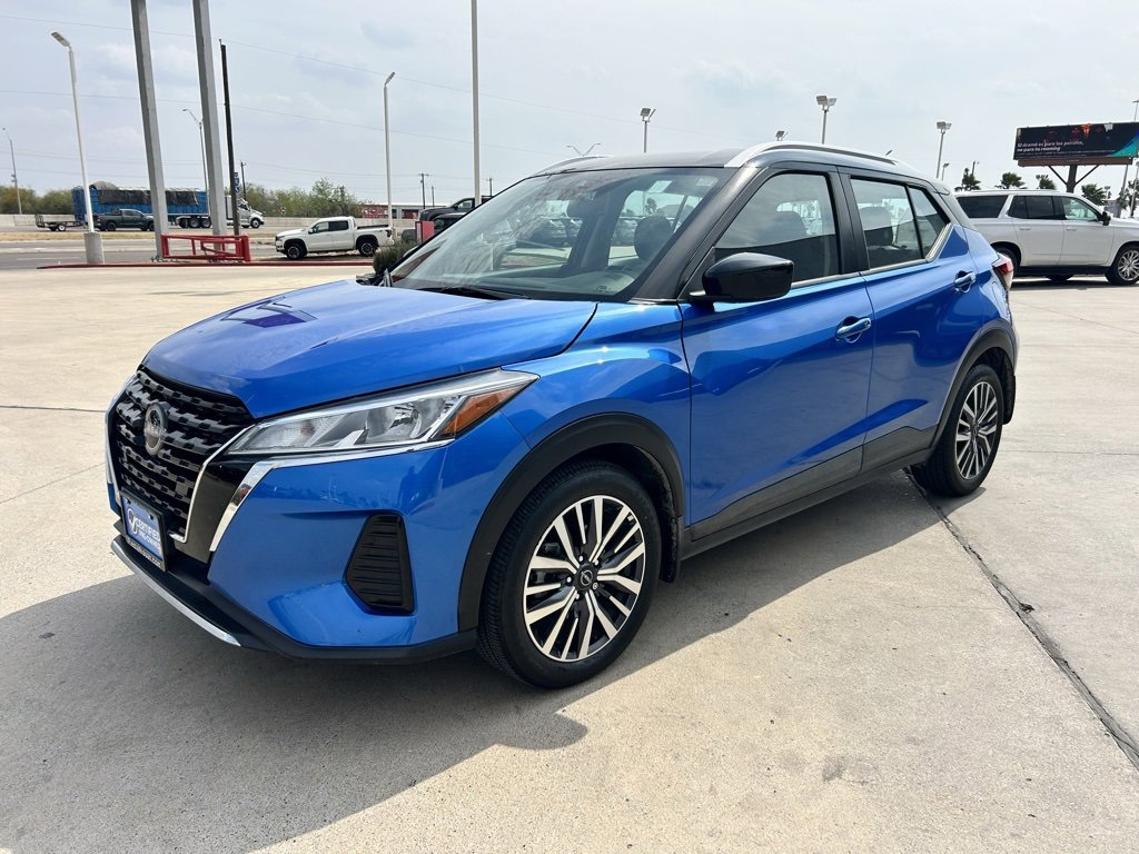 Certified 2024 Nissan Kicks SV image 3