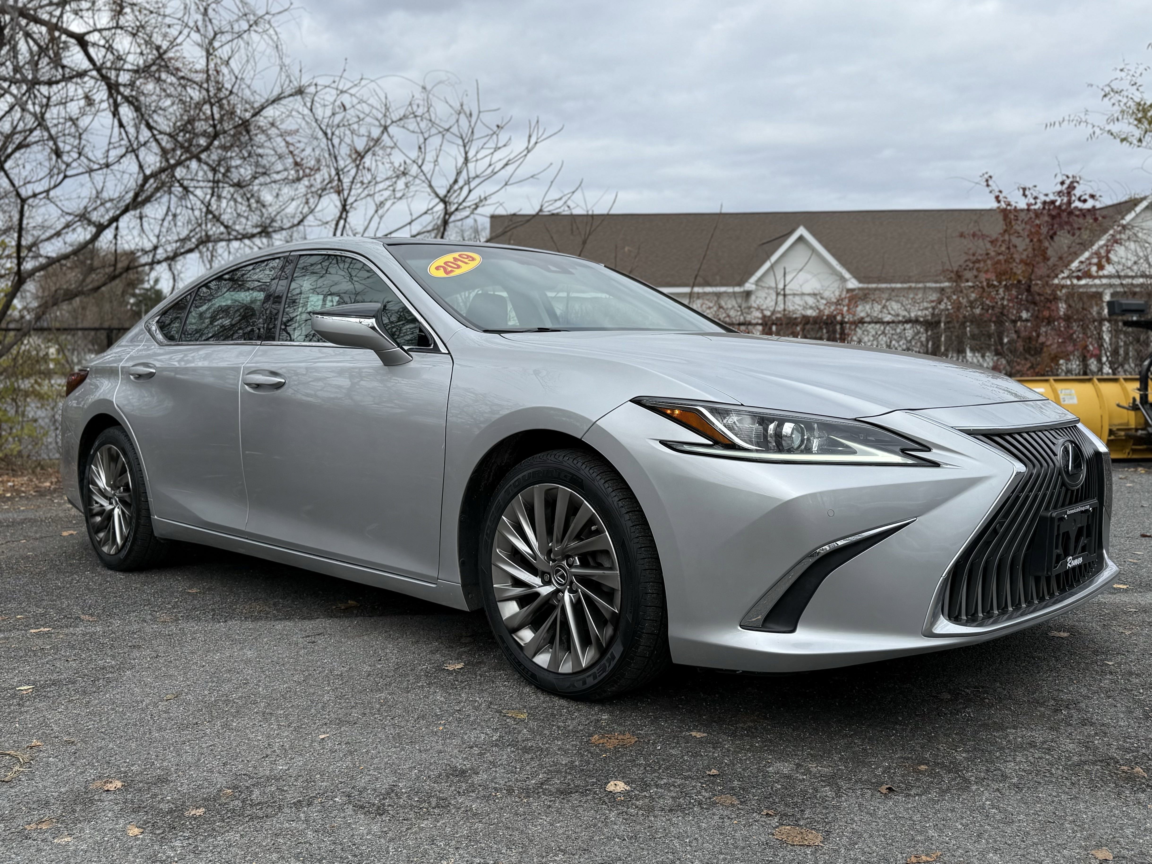 Used 2019 Lexus ES 350 Luxury image 14