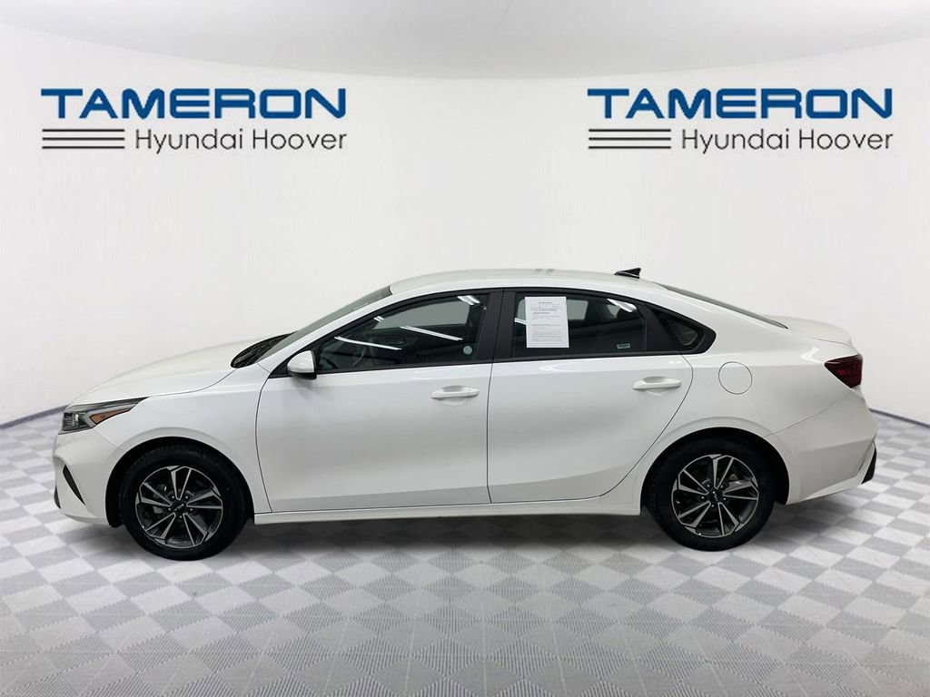Used 2024 Kia Forte LXS image 2