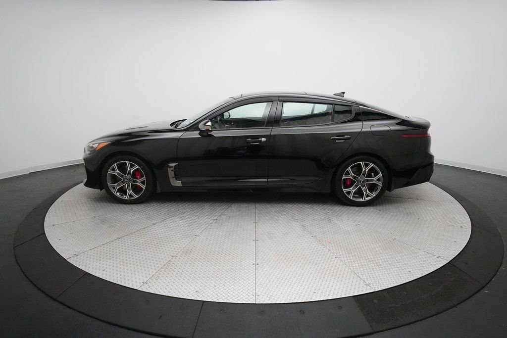 Used 2018 Kia Stinger GT2 image 24