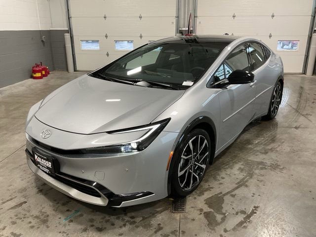 New 2025 Toyota Prius XSE Premium image 3