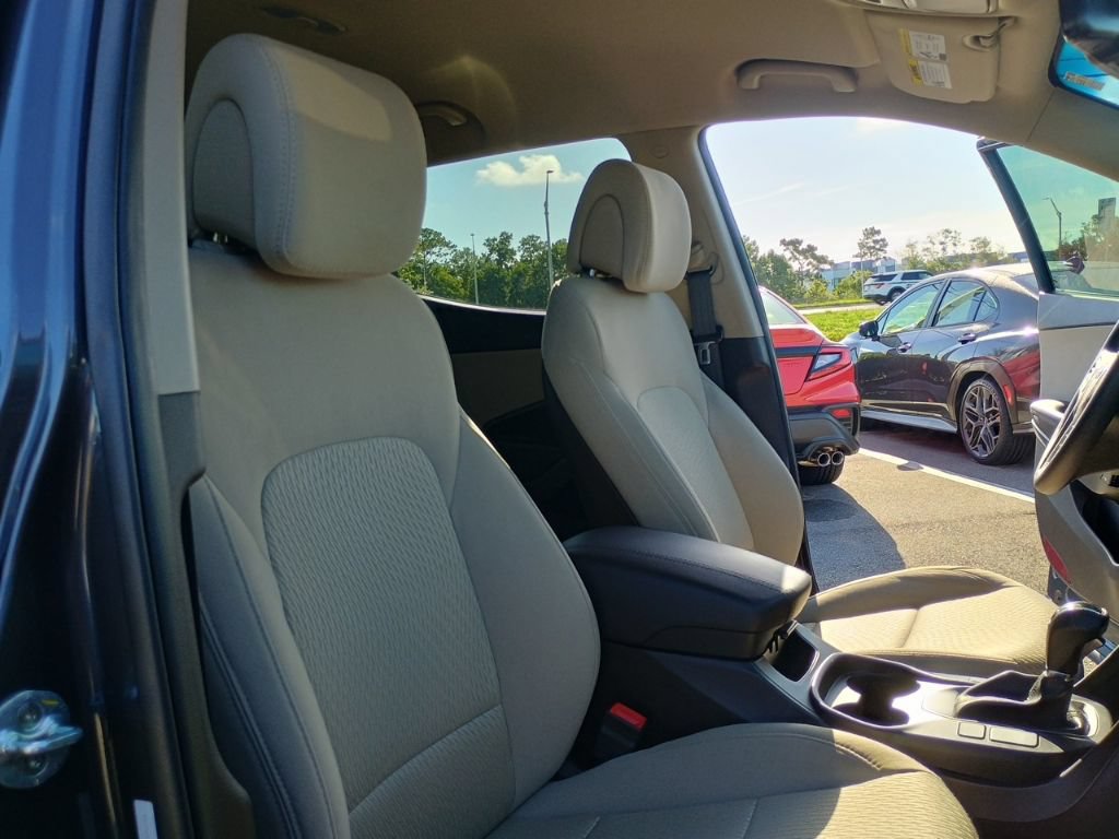 Used 2017 Hyundai Santa Fe Sport FWD image 23