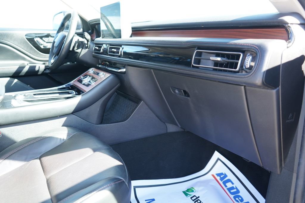 Used 2024 Lincoln Aviator Reserve image 18
