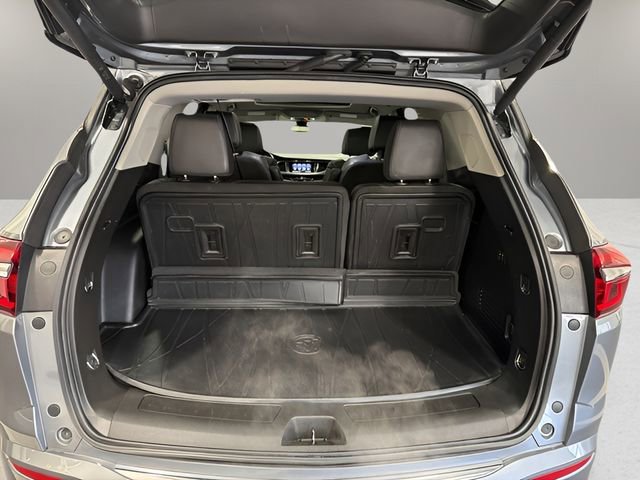 Used 2020 Buick Enclave Avenir w/ Avenir Technology Package image 39