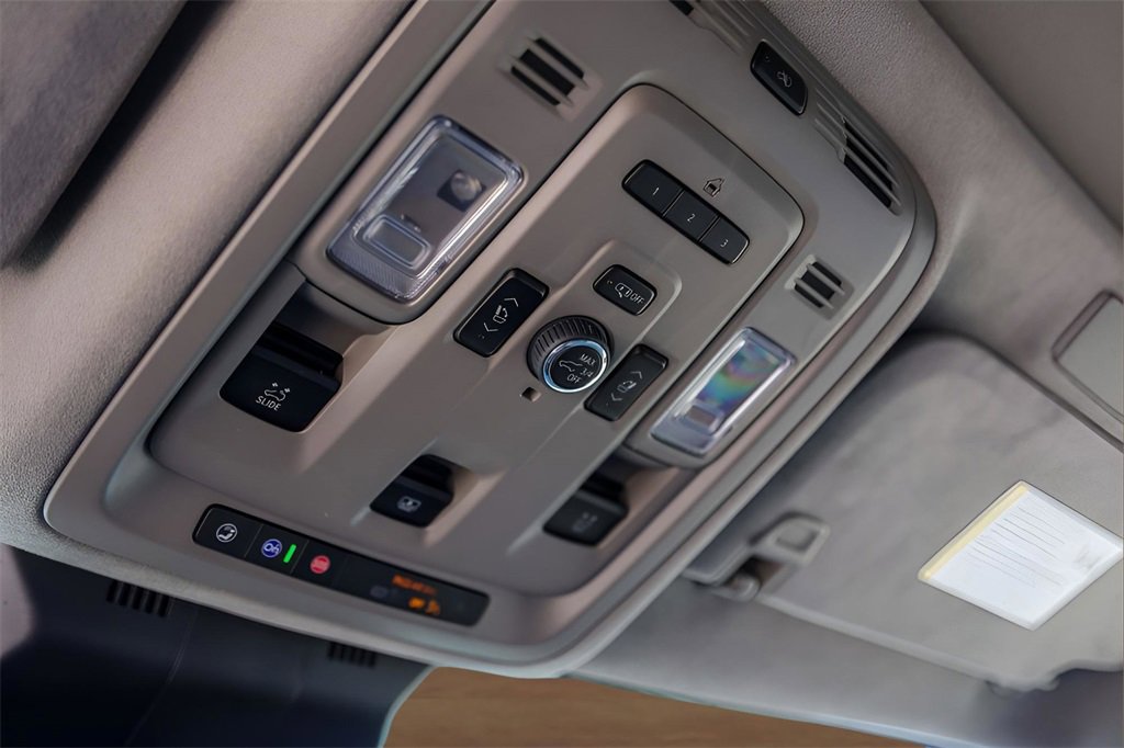 Certified 2024 Cadillac Escalade Premium Luxury Platinum w/ Heavy-Duty Trailer Package image 26