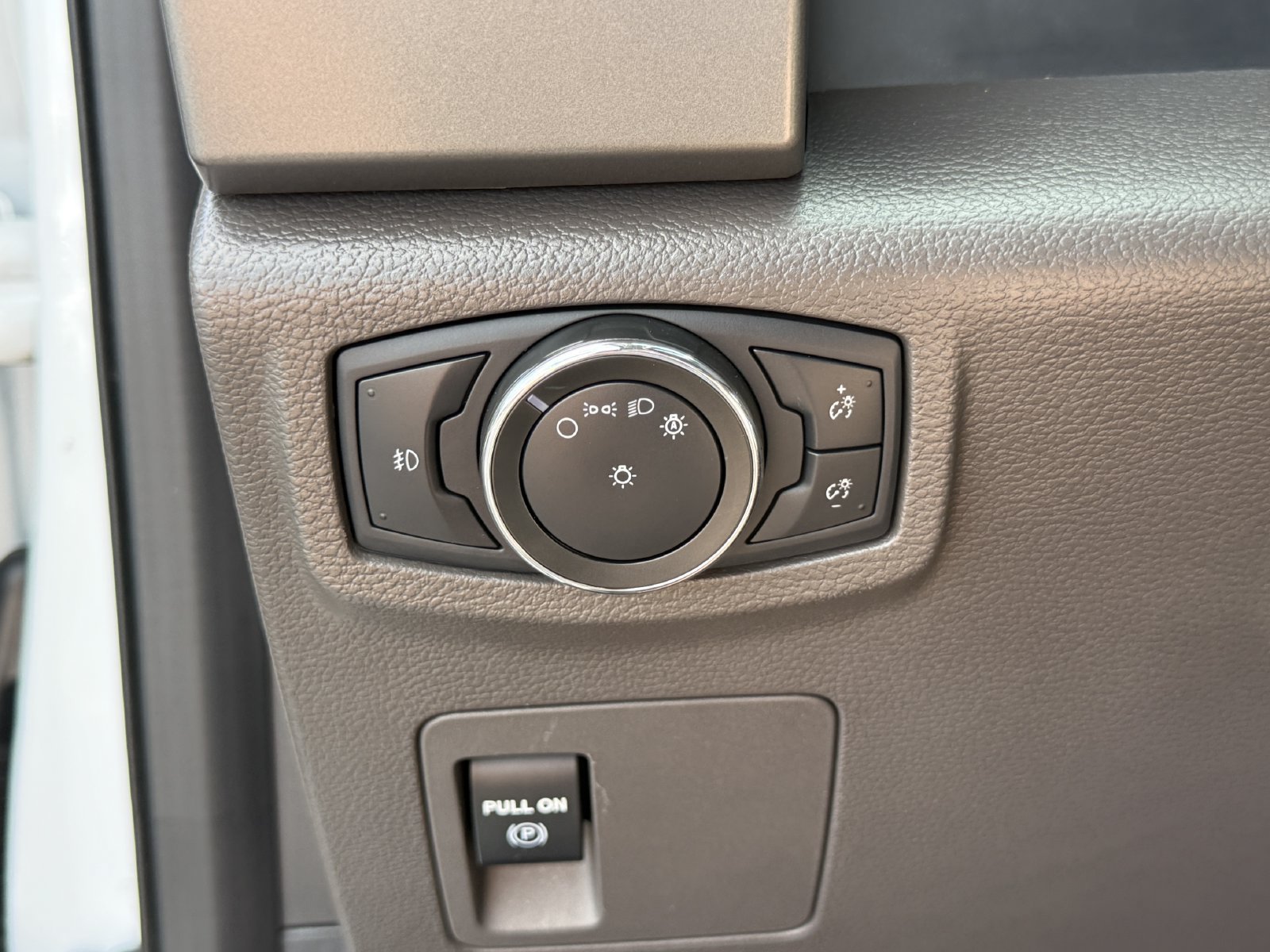 Used 2020 Ford Expedition XLT RWD image 34