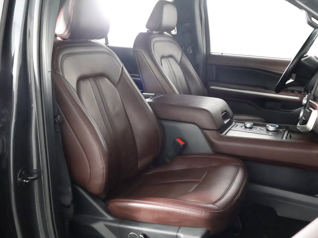 Used 2022 Ford Expedition Limited image 36