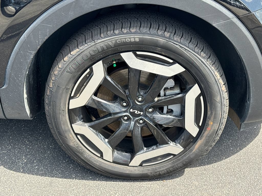Used 2024 Kia Telluride S w/ S Sunroof Package FWD image 12