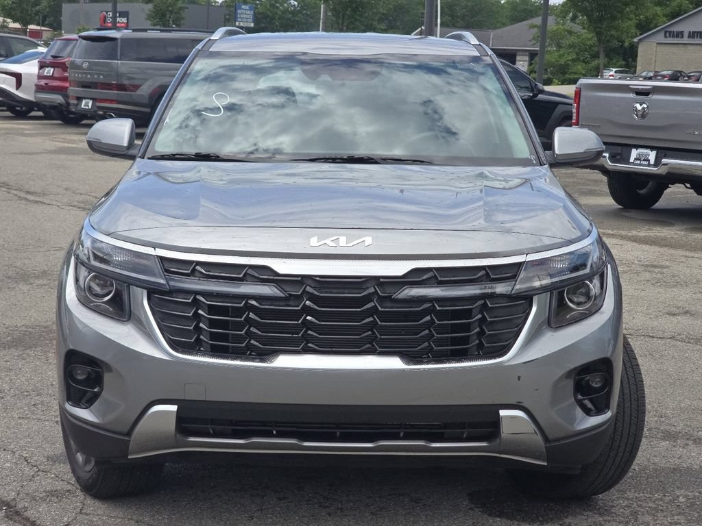 Used 2024 Kia Seltos S AWD/4WD image 12
