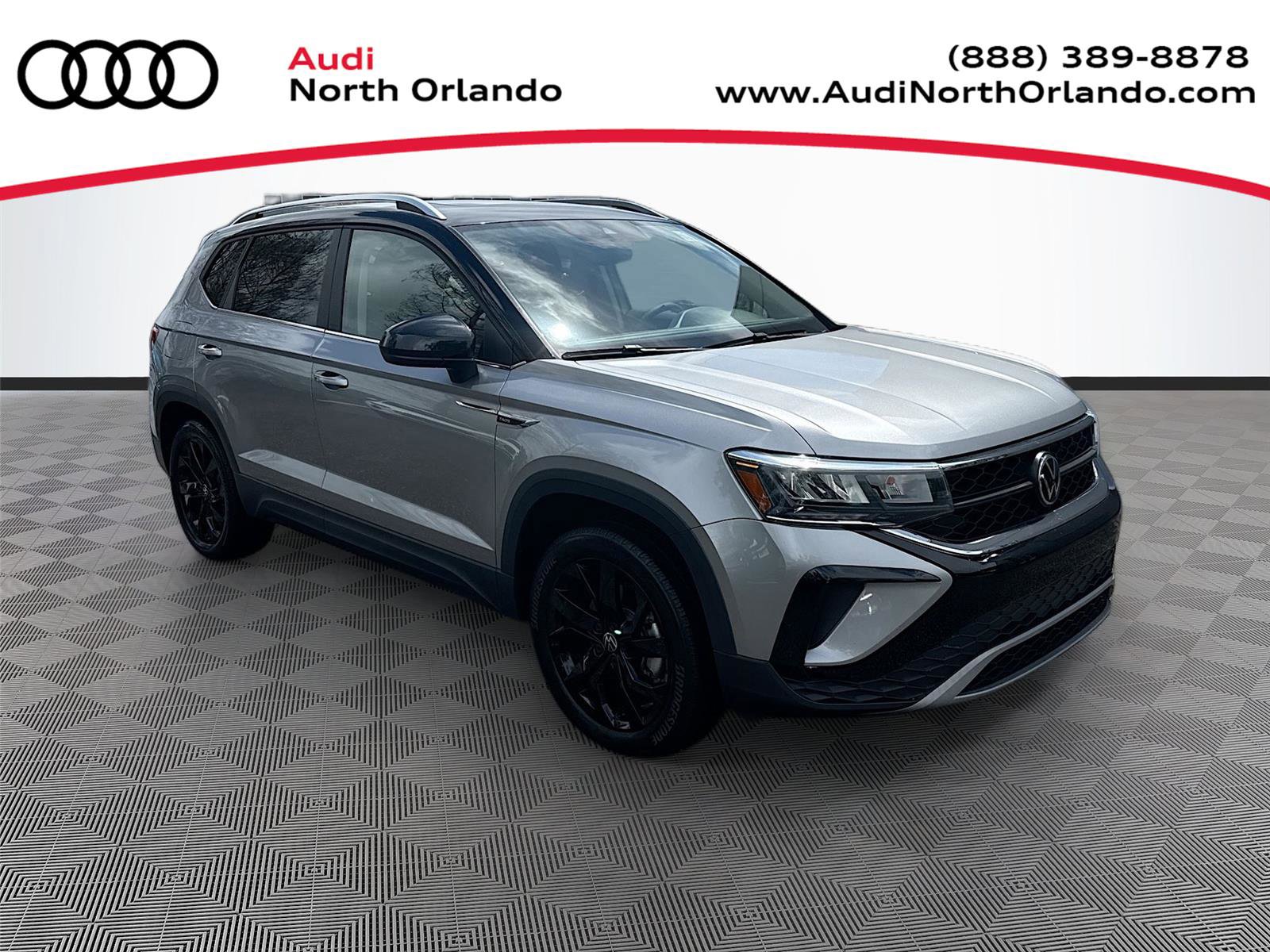 Used 2023 Volkswagen Taos SE w/ Panoramic Sunroof Package