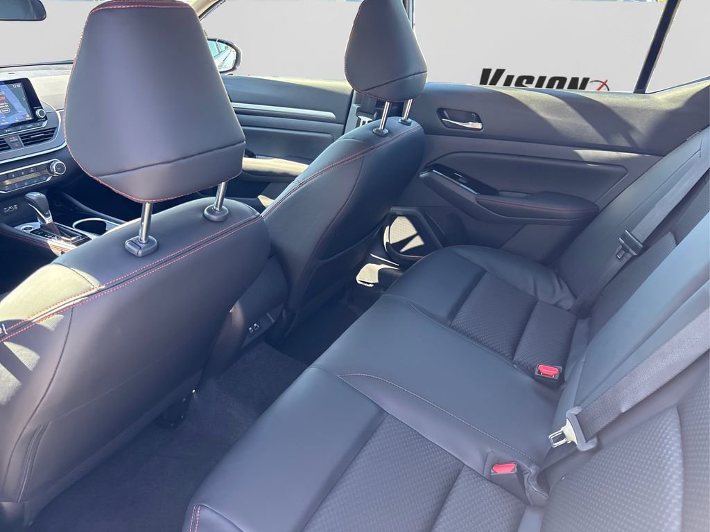 New 2025 Nissan Altima 2.5 SR image 10
