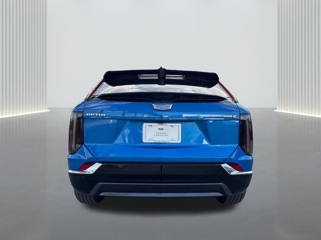 New 2026 Cadillac Optiq Luxury 1 image 6