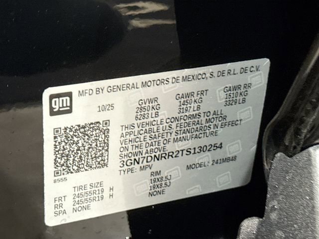 New 2026 Chevrolet Equinox EV LT AWD/4WD image 32