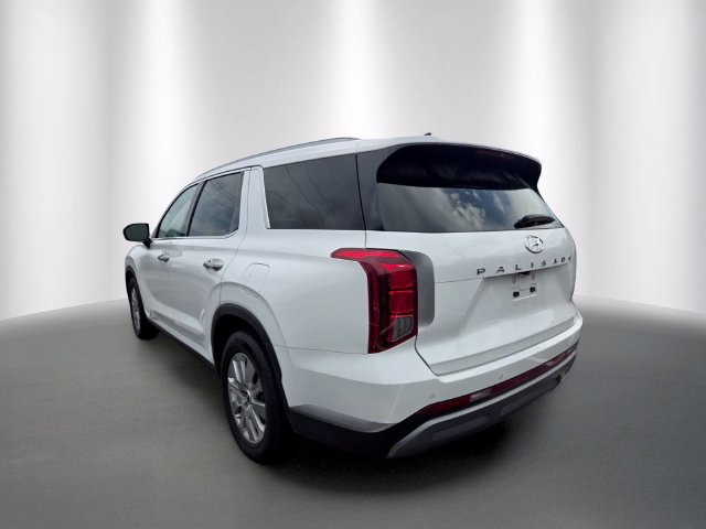 Used 2024 Hyundai Palisade SEL FWD image 2