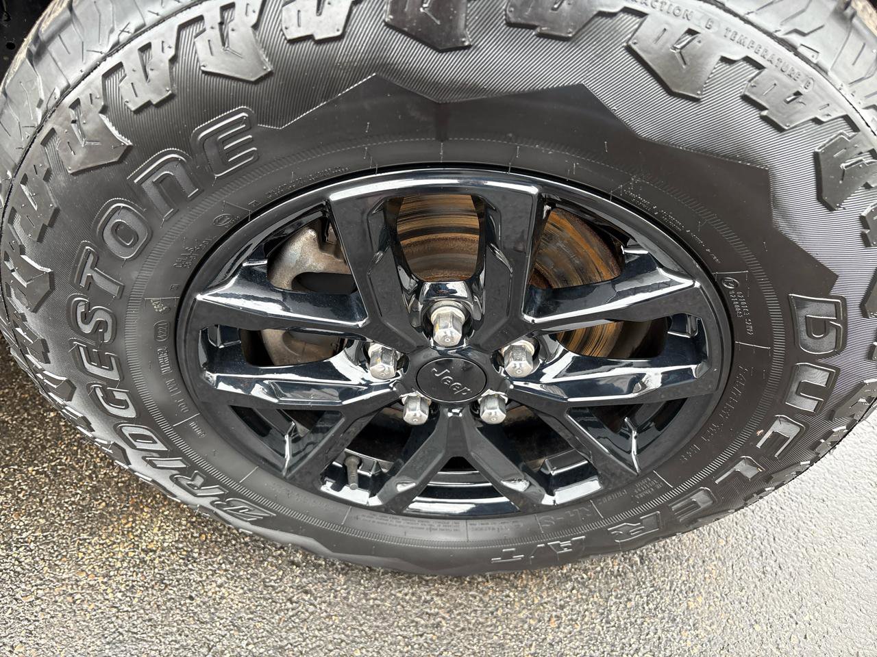 Used 2021 Jeep Gladiator Sport image 12