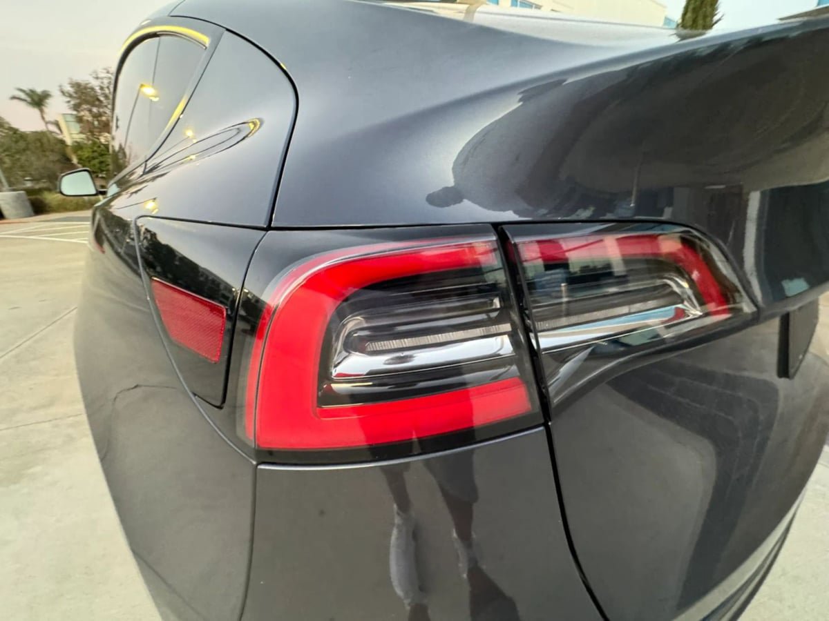 Used 2023 Tesla Model Y Long Range AWD/4WD image 36