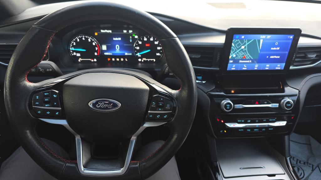 Certified 2023 Ford Explorer ST-Line w/ Class IV Trailer Tow Package image 20