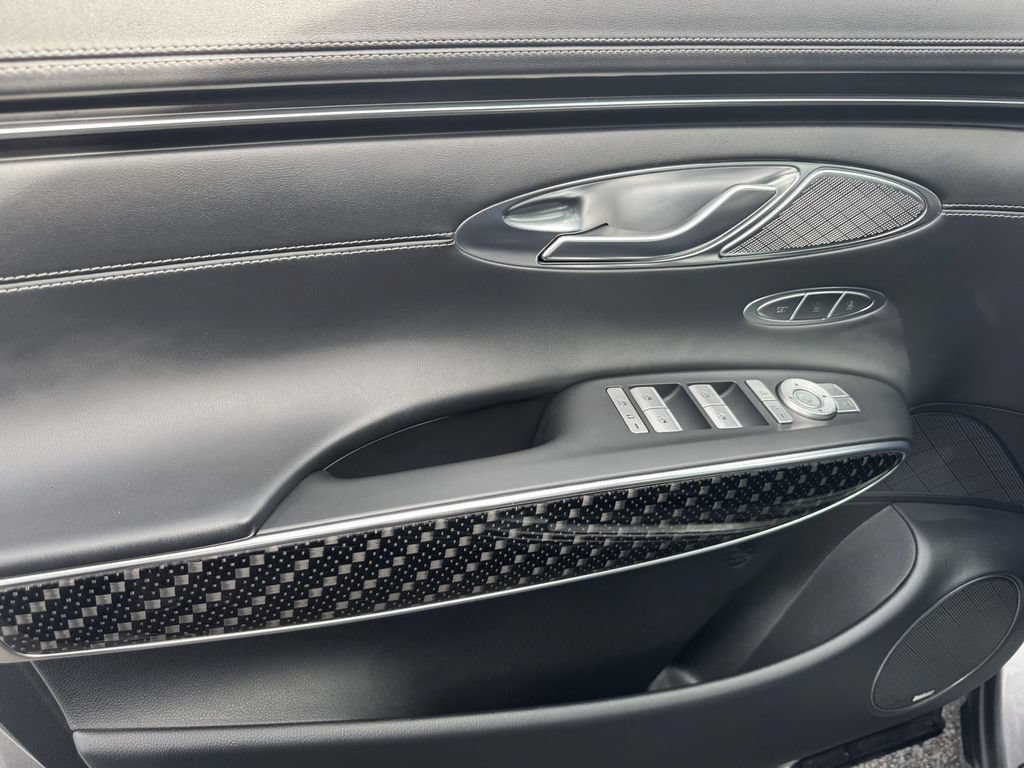 Certified 2022 Genesis GV70 3.5T Sport w/ Sport Prestige Package AWD/4WD image 14