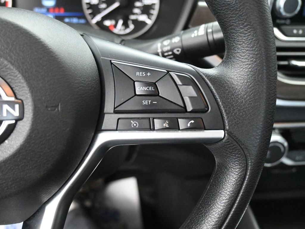 Used 2024 Nissan Altima 2.5 SV image 37