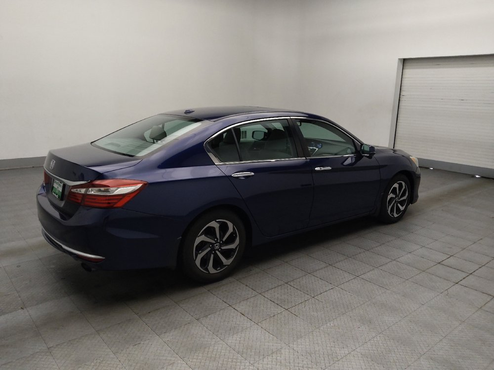 Used 2017 Honda Accord EX-L image 10
