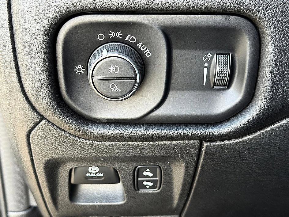 Used 2023 RAM 1500 Big Horn image 21