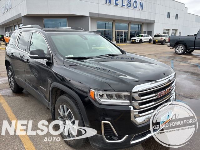Used 2023 GMC Acadia SLT w/ Technology Package image 1