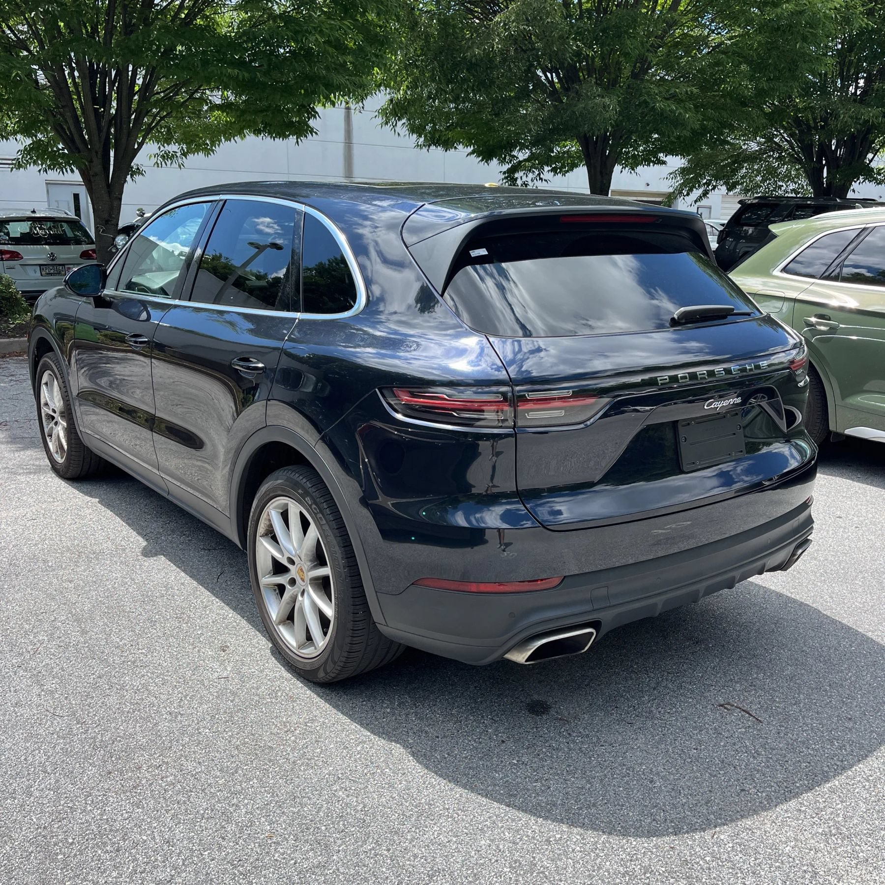 Used 2020 Porsche Cayenne AWD/4WD image 4