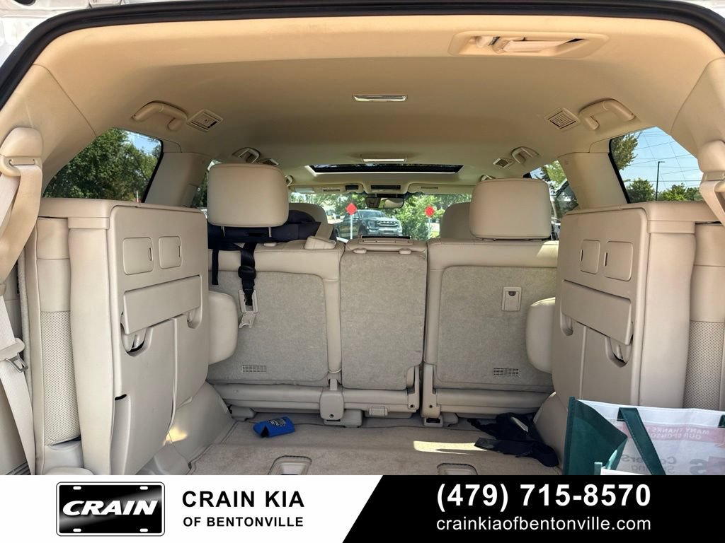 Used 2016 Lexus LX 570 4WD w/ Luxury Package image 15