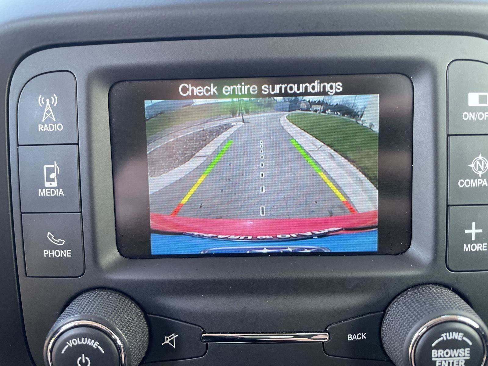 Used 2015 Jeep Renegade Latitude AWD/4WD image 21