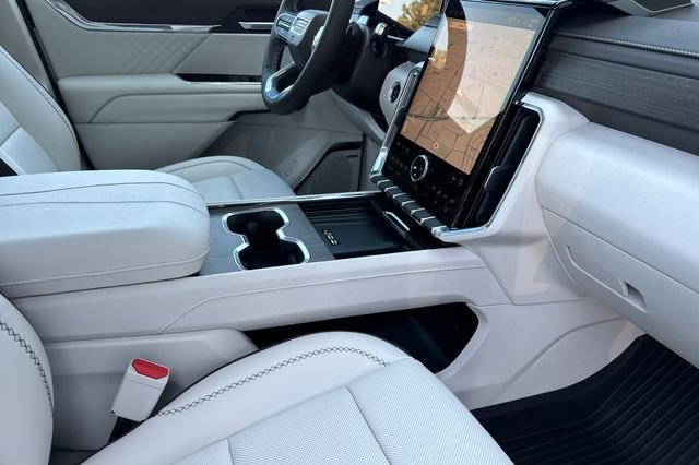 New 2026 GMC Acadia Denali w/ Super Cruise Package image 19