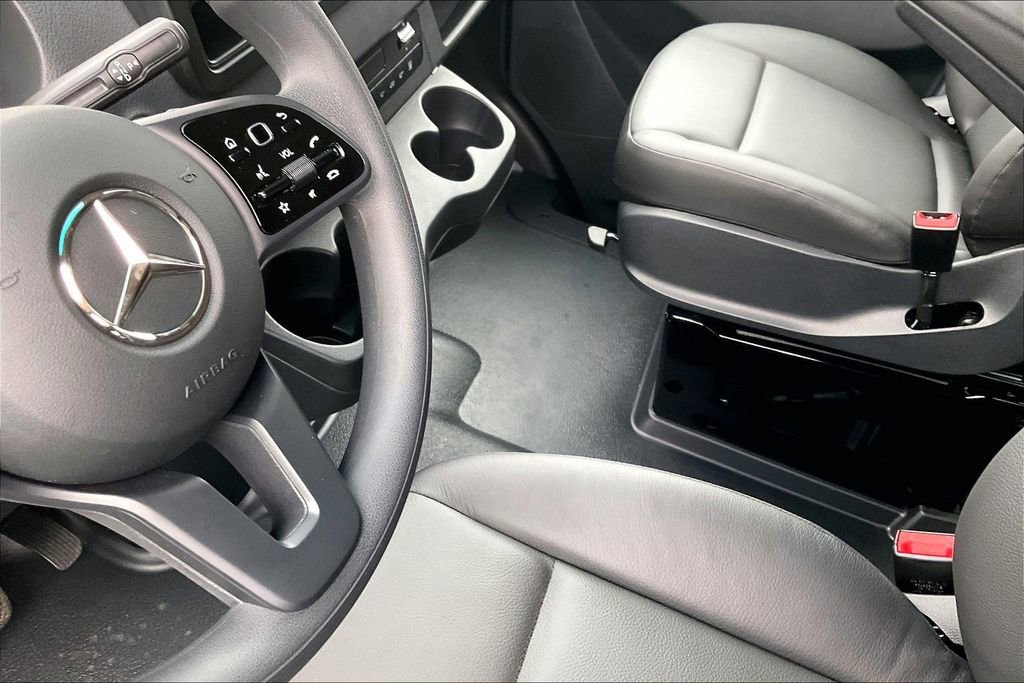 New 2024 Mercedes-Benz Sprinter 3500 image 6