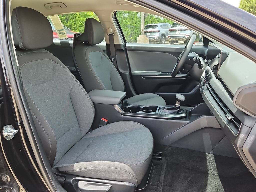 Used 2025 Kia K4 FWD image 31