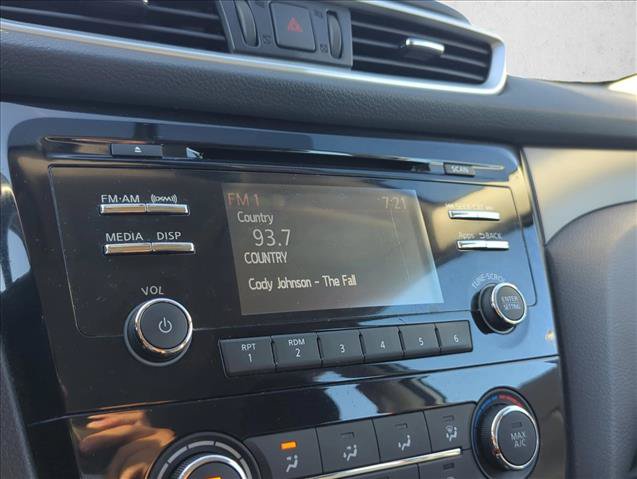 Used 2016 Nissan Rogue S FWD image 20