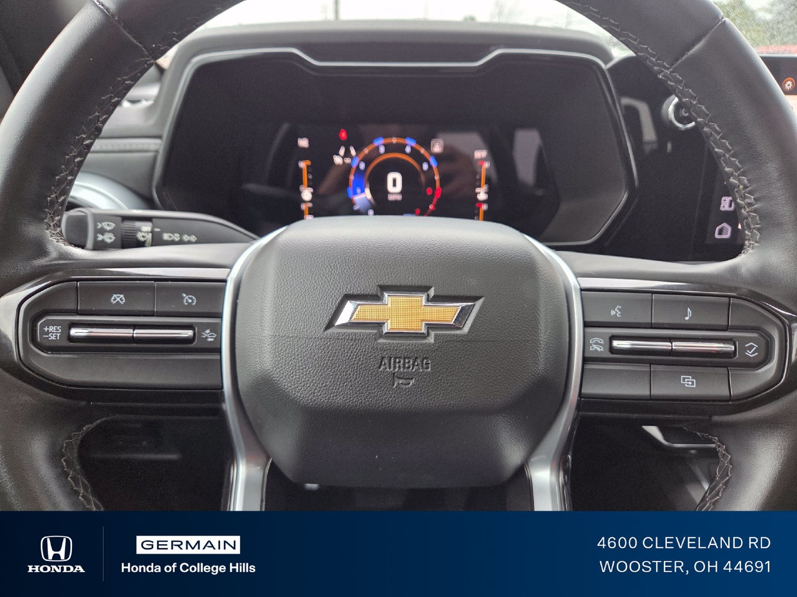 Used 2023 Chevrolet Colorado LT w/ LT Convenience Package II AWD/4WD image 32