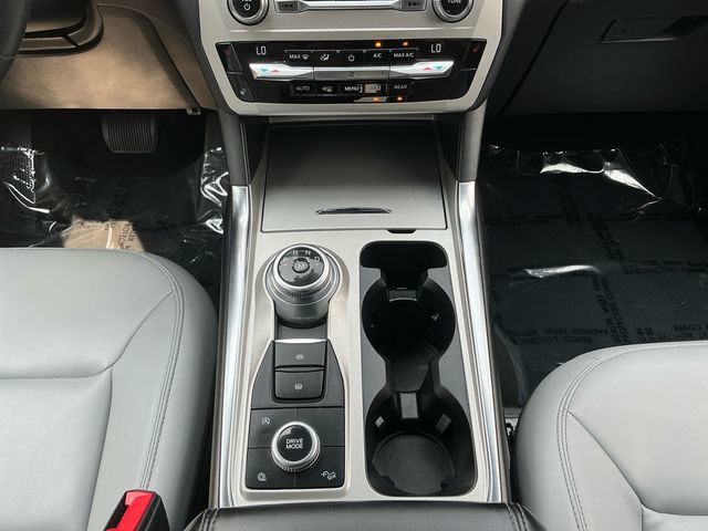 Used 2021 Ford Explorer XLT w/ Equipment Group 202A AWD/4WD image 15