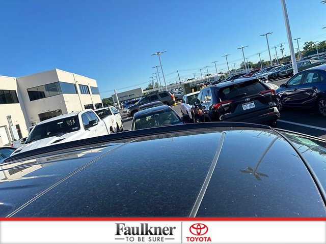 Used 2024 Toyota RAV4 XSE AWD/4WD image 19