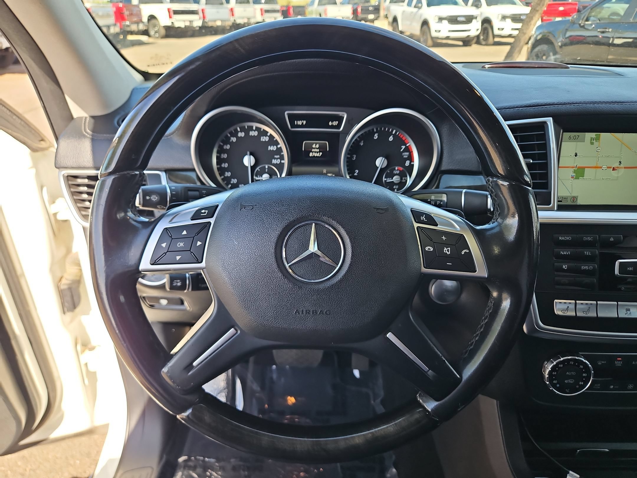 Used 2016 Mercedes-Benz GL 550 4MATIC image 14