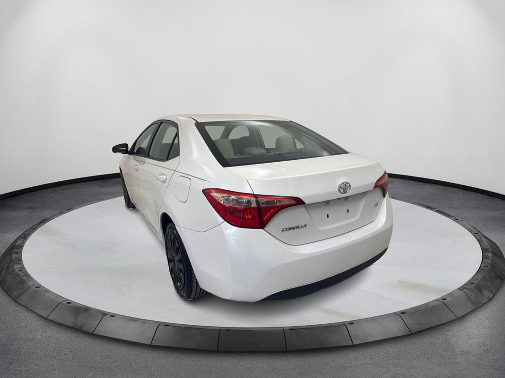 Used 2017 Toyota Corolla LE FWD image 7
